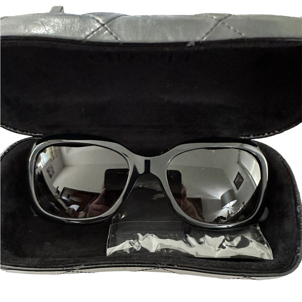 Chanel Women's Black Butterfly Sunglasses with Chanel Logo, EUC